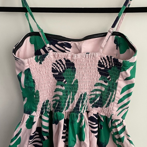 Super cute Tropical Summer dress - Picture 2 of 7